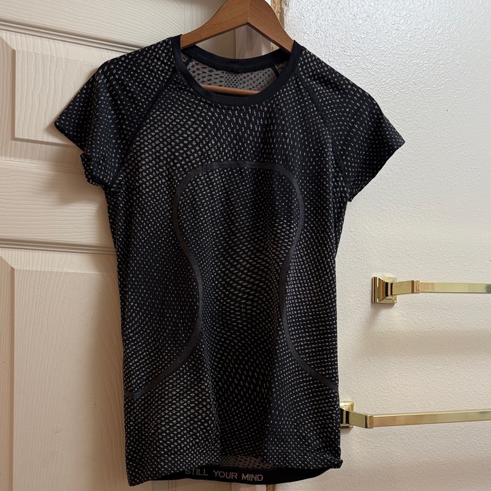lululemon athletica Black Short Sleeve Mesh Detail Athletic Tee